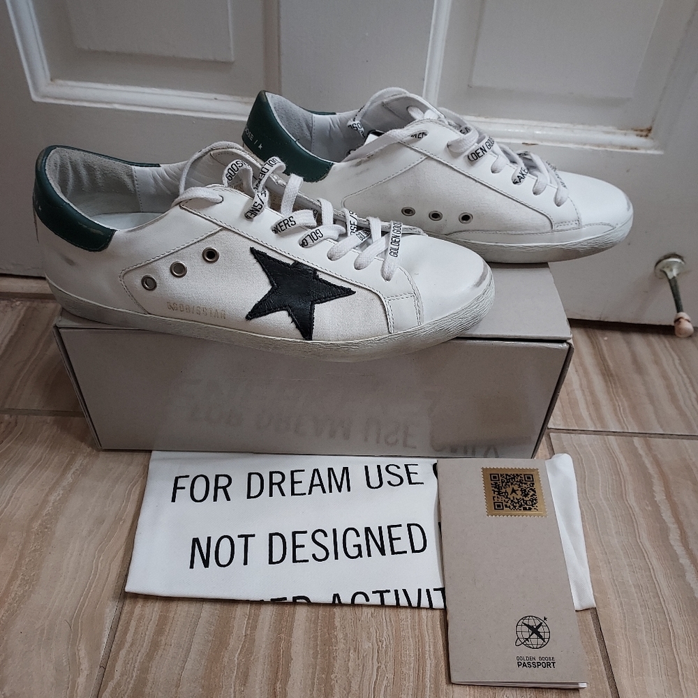 Golden Goose Superstar Low Top Men's Sneaker - Picture 3 of 11